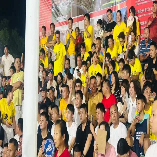 季后赛首轮充满悬念各队积极备战
